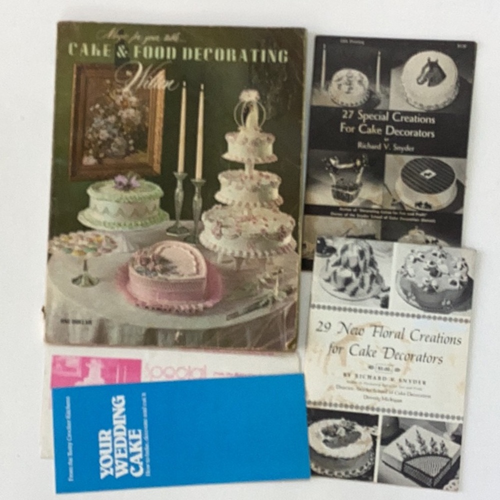 Vintage Cake Decorating Books & Brochures Bundle